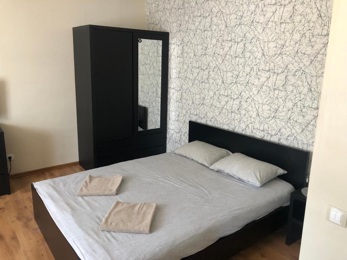 Apartamenti Elkonju 3 เลียปาญา ภายนอก รูปภาพ