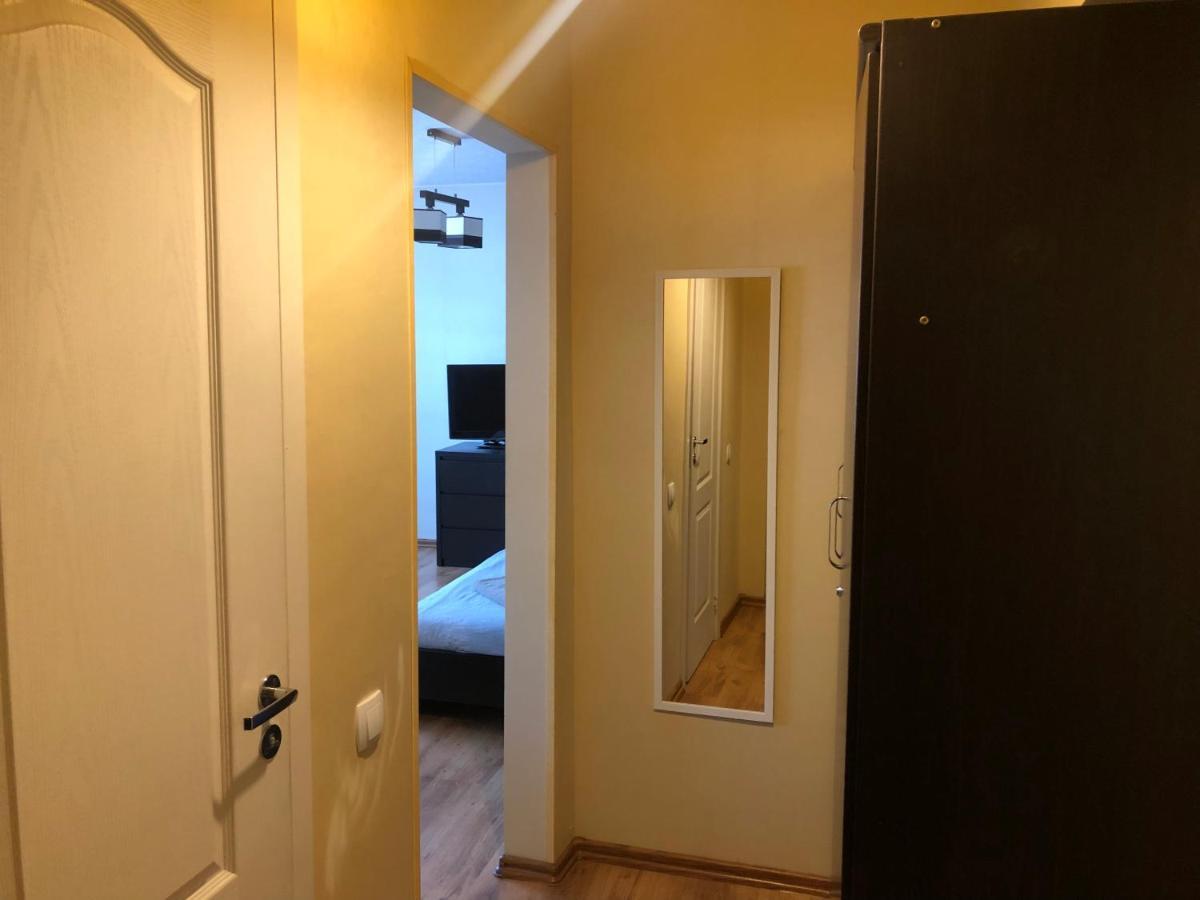 Apartamenti Elkonju 3 เลียปาญา ภายนอก รูปภาพ